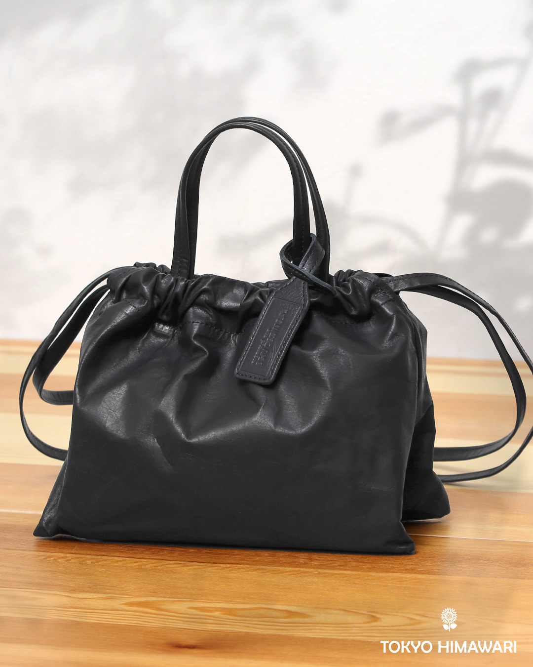 巾着バッグ 本革 メンズ レディース レザー ミニ ショルダーバッグ ブラック 黒 黒色 巾着ポーチ 肩掛け 小さめ 経年変化 エイジング シンプル おしゃれ 小振り 高級感 巾着型 日本製 ブランド BEAU DESSIN ボーデッサン