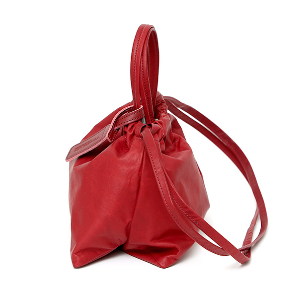  巾着バッグ 本革 メンズ レディース レザー ミニ ショルダーバッグ レッド ワイン 赤色 巾着ポーチ 肩掛け 小さめ 経年変化 エイジング シンプル おしゃれ 小振り 高級感 巾着型 日本製 ブランド BEAU DESSIN ボーデッサン