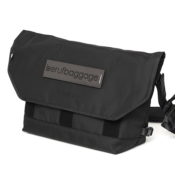 beruf baggage メッセンジャーバッグ メンズ 16L 防水 日本製 ショルダーバッグ ブラック 黒 黒色 15インチ PC収納可能 エアーバリスティックナイロン 自転車 通勤 リフレクター 斜め掛け フラップ ベルーフバゲージ HOBO 16 brf-CF33-BTX