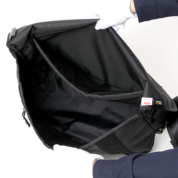 beruf baggage メッセンジャーバッグ メンズ 16L 防水 日本製 ショルダーバッグ ブラック 黒 黒色 15インチ PC収納可能 エアーバリスティックナイロン 自転車 通勤 リフレクター 斜め掛け フラップ ベルーフバゲージ HOBO 16 brf-CF33-BTX