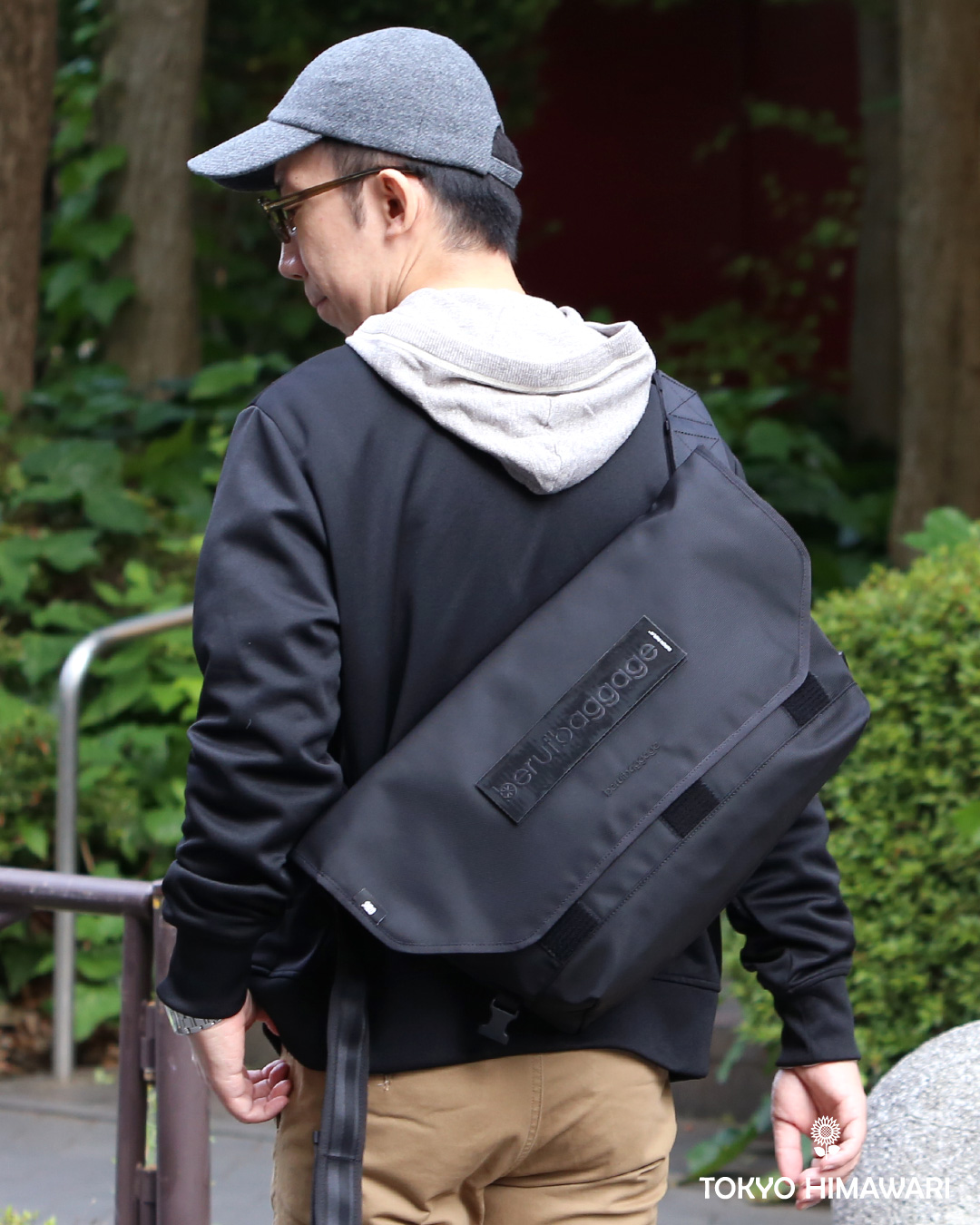 beruf baggage メッセンジャーバッグ メンズ 16L 防水 日本製 ショルダーバッグ ブラック 黒 黒色 15インチ PC収納可能 エアーバリスティックナイロン 自転車 通勤 リフレクター 斜め掛け フラップ ベルーフバゲージ HOBO 16 brf-CF33-BTX