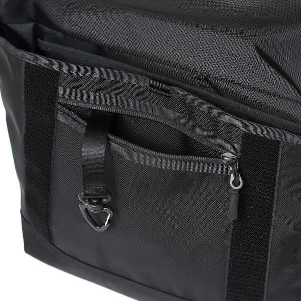 beruf baggage メッセンジャーバッグ メンズ 小型 8L 防水 日本製 ブラック 黒 黒色 小さい 小振り ミニ ショルダーバッグ エアーバリスティックナイロン 自転車 通勤 リフレクター 斜め掛け フラップ ベルーフバゲージ HOBO 16 brf-CF33-BTX