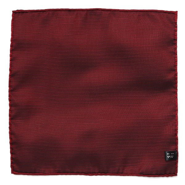 ポケットチーフ 日本製 ハンドロール 手縫い シルク100% 無地 レッド ワイン 赤色 ポケットスクエア ビジネス 仕事 フォーマル 結婚式 披露宴 パーティー 男性 メンズ 高級 プレゼント ギフト 30代 40代 50代 60代 フランコ スパダ Franco Spada