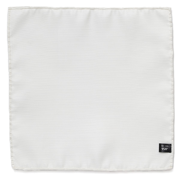 ポケットチーフ 日本製 ハンドロール 手縫い シルク100% 無地 ホワイト 白色 ポケットスクエア ビジネス 仕事 フォーマル 結婚式 披露宴 パーティー 男性 メンズ 高級 プレゼント ギフト 30代 40代 50代 60代 フランコ スパダ Franco Spada