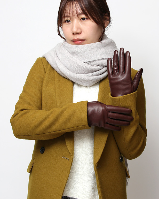 手袋 レディース 本革 カシミヤ裏地 ショート丈 防寒 革手袋 日本製 ブランド ブラウン 茶 茶色 30代 40代 50代 女性 通勤 ビジネス プレゼント 化粧箱付き おしゃれ 高級 KURODA(クロダ)