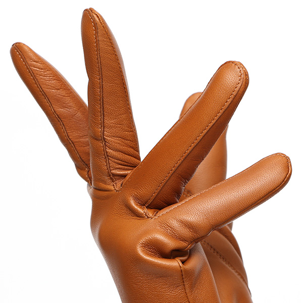  手袋 レディース 本革 カシミヤ裏地 ショート丈 防寒 革手袋 日本製 ブランド キャメル ブラウン 茶 茶色 30代 40代 50代 女性 通勤 ビジネス プレゼント 化粧箱付き おしゃれ 高級 KURODA(クロダ)