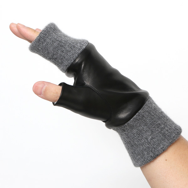  手袋 メンズ 本革 カシミヤ裏地 フィンガーレス 防寒 革手袋 日本製 ブランド ブラック 黒 黒色 スマホ タッチパネル 操作可能 男性 通勤 ビジネス プレゼント 化粧箱付き おしゃれ 高級 KURODA(クロダ)