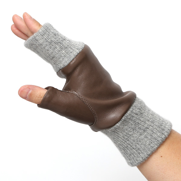 手袋 メンズ 本革 カシミヤ裏地 フィンガーレス 防寒 革手袋 日本製 ブランド グレー グレイ 灰色 スマホ タッチパネル 操作可能 男性 通勤 ビジネス プレゼント 化粧箱付き おしゃれ 高級 KURODA(クロダ)