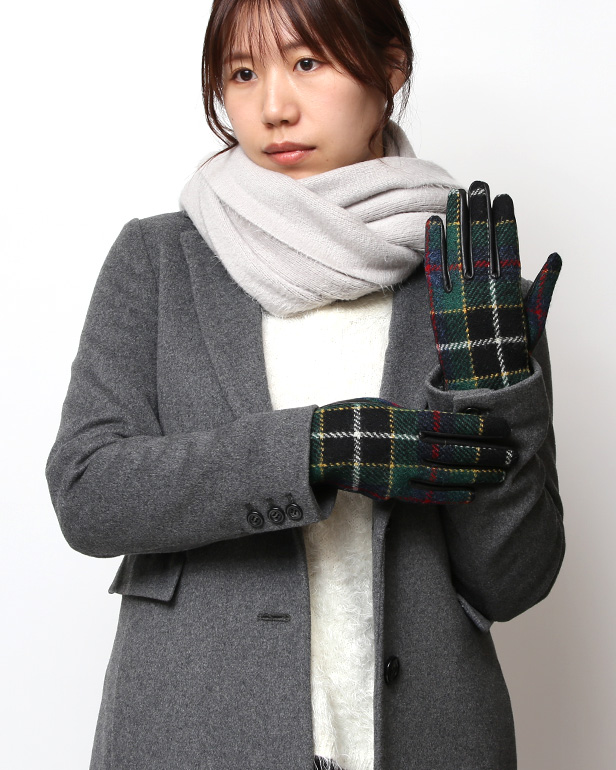 ハリスツイード 日本製 革手袋 レディース スマホ対応 化粧箱付き ブランド 防寒 本革 手袋 グリーン 緑色 チクチクしない 暖かい タッチパネル 操作可能 プレゼント ギフト かわいい 女性 ビジネス 仕事 クリスマス KURODA(クロダ)