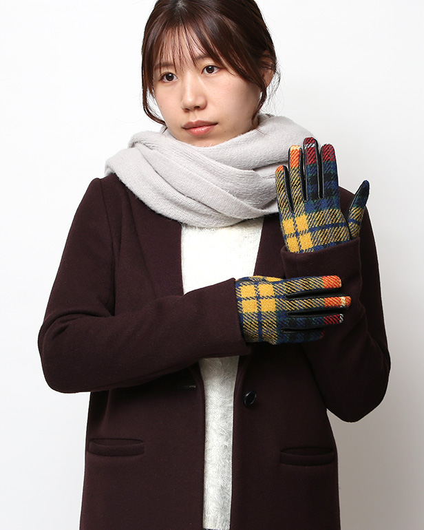 ハリスツイード 日本製 革手袋 レディース スマホ対応 化粧箱付き ブランド 防寒 本革 手袋 イエロー 黄色 チクチクしない 暖かい タッチパネル 操作可能 プレゼント ギフト かわいい 女性 ビジネス 仕事 クリスマス KURODA(クロダ)