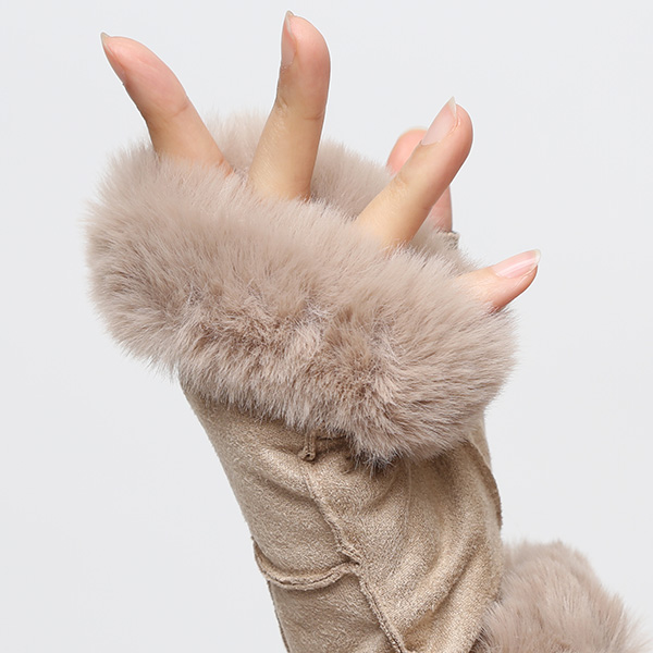  フェイクスエード マイクロボア裏地 フィンガーレス レディース 防寒 手袋 ベージュ 肌色 日本企画 ブランド クリスマス かわいい 女性 ギフト プレゼント 指無し グローブ おしゃれ チクチクしない KURODA(クロダ)