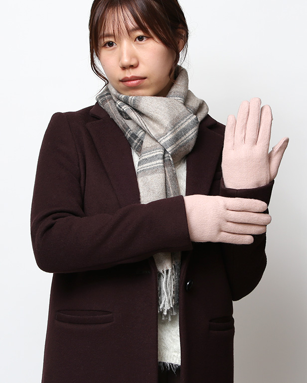 KURODA(クロダ) パンダ刺繍 レディース 手袋 スマホ操作可能 ピンク 桃色 暖かい 裏起毛 防寒 動物 アニマル キャラクター かわいい 暖かい 裏起毛 日本企画 ブランド タッチパネル スマートフォン