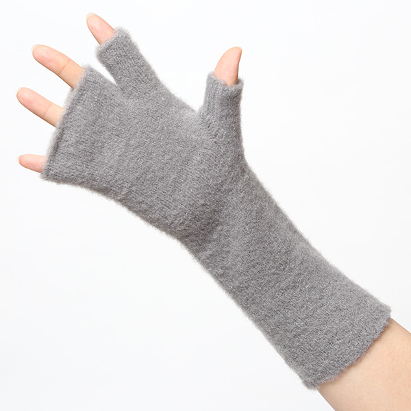  手袋 レディース ナイロンソフトヤーン素材 防寒 暖かい 柔らかい 肌触り ミドル丈 グレー グレイ 灰色 タッチパネル スマホ操作可能 ロング丈 日本企画 ブランド 付け心地 良い 滑らか 履き心地 KURODA(クロダ)