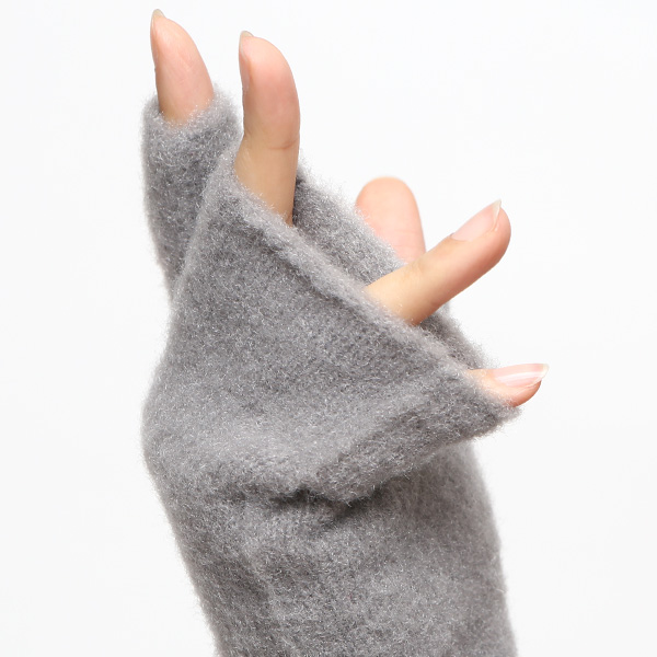  手袋 レディース ナイロンソフトヤーン素材 防寒 暖かい 柔らかい 肌触り ミドル丈 グレー グレイ 灰色 タッチパネル スマホ操作可能 ロング丈 日本企画 ブランド 付け心地 良い 滑らか 履き心地 KURODA(クロダ)