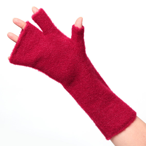  手袋 レディース ナイロンソフトヤーン素材 防寒 暖かい 柔らかい 肌触り ミドル丈 レッド ワイン 赤色 タッチパネル スマホ操作可能 ロング丈 日本企画 ブランド 付け心地 良い 滑らか 履き心地 KURODA(クロダ)