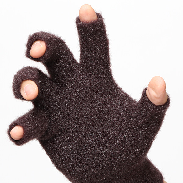 手袋 メンズ ナイロンソフトヤーン素材 防寒 暖かい 柔らかい 肌触り ダークブラウン ブラウン 茶 茶色 タッチパネル スマホ操作可能 日本企画 ブランド 男性 付け心地 良い 滑らか 履き心地 KURODA(クロダ)