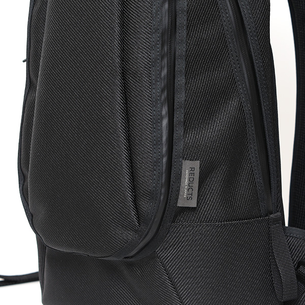  REDUCTS(リダッツ) CYCLER MEDIUM リュック バックパック 日本製 バッグ ブランド メンズ ブラック 黒 黒色 カジュアル 自転車 ヘルメット収納可能 ビジネスリュック PC タブレット A4 男性 高級 高品質 リュックサック