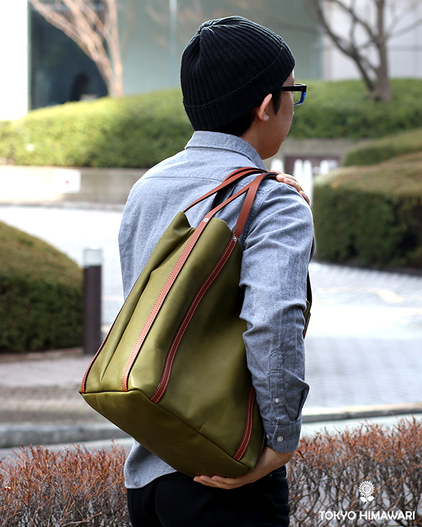 厚口のフルタンニン鞣し革を贅沢に使用！日本の老舗バッグ専門ブランド 